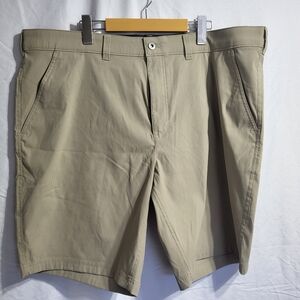 NEW-Eddie Bauer Men's Beige Flat Front Shorts, Size 42